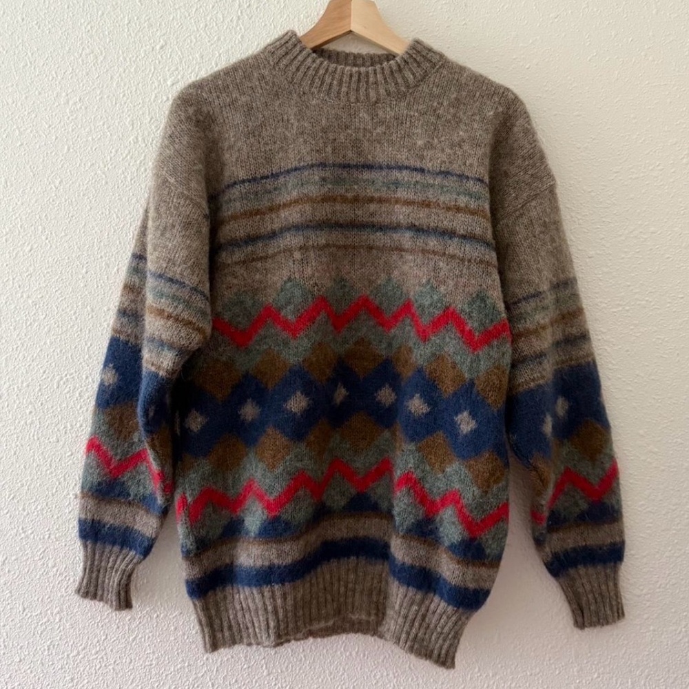 Vintage fair isle wool or wool blend chunky knit crewneck sweater